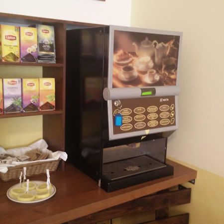 Hotel Ronconi Rimini Luaran gambar