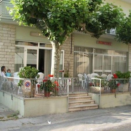 Hotel Ronconi Rimini Luaran gambar