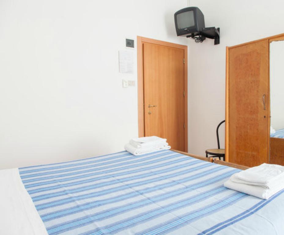 Hotel Ronconi Rimini Bilik gambar