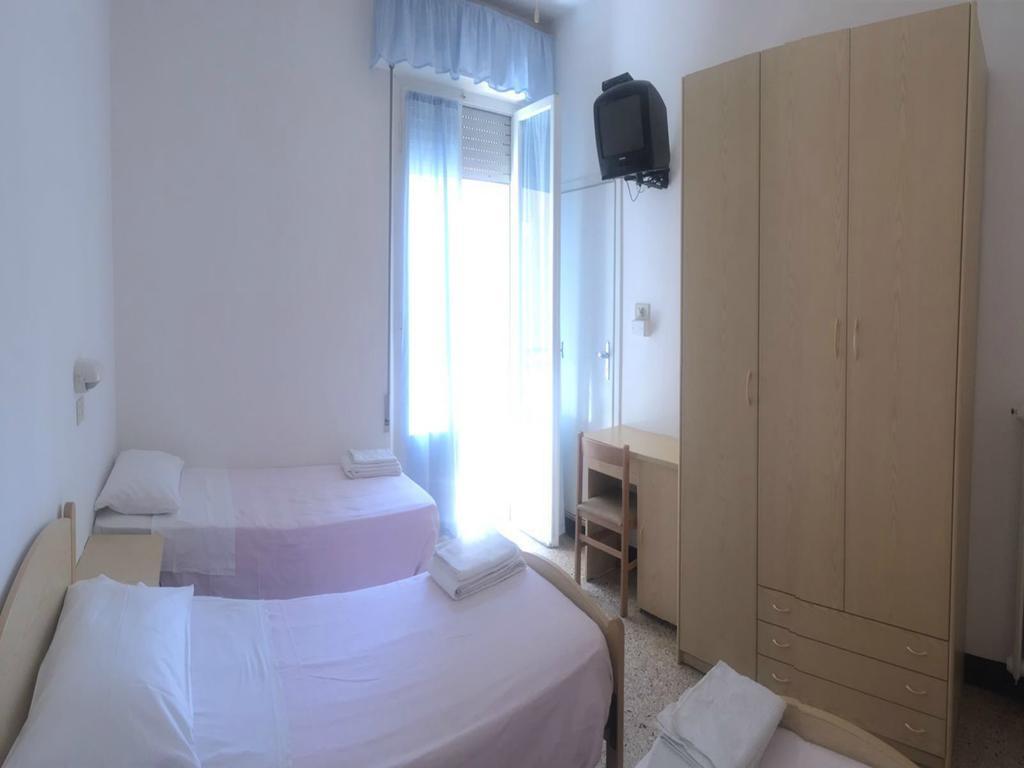 Hotel Ronconi Rimini Luaran gambar