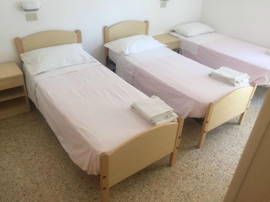 Hotel Ronconi Rimini Luaran gambar