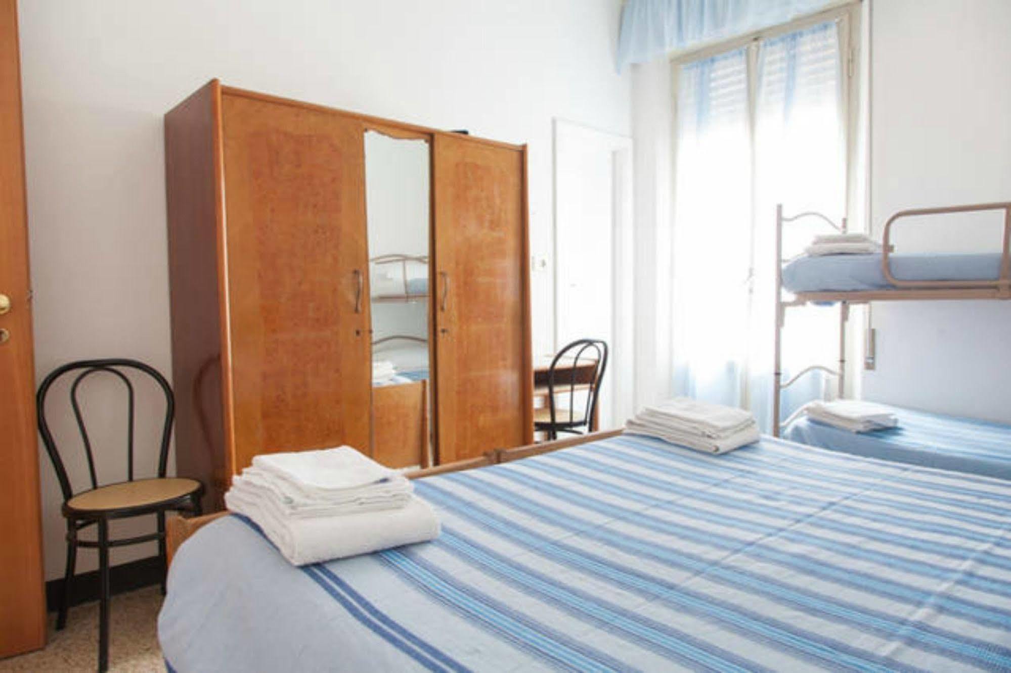 Hotel Ronconi Rimini Luaran gambar